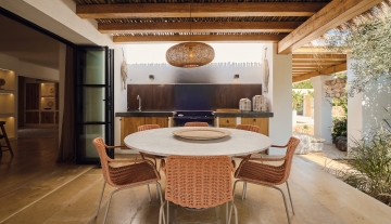 Resa Estates finca campo san jose Ibiza kitchen 2.jpg